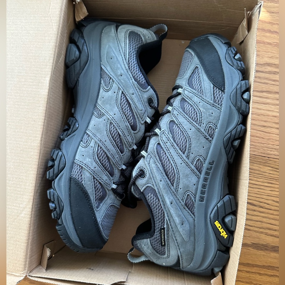 Merrell Moab 3 Waterproof Men’s Hiking Shoes